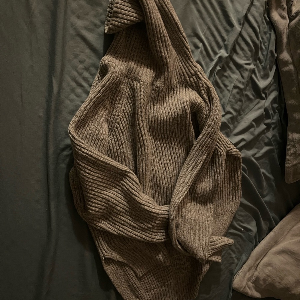 Wilfred Free gray turtleneck Sweater pleated Knit